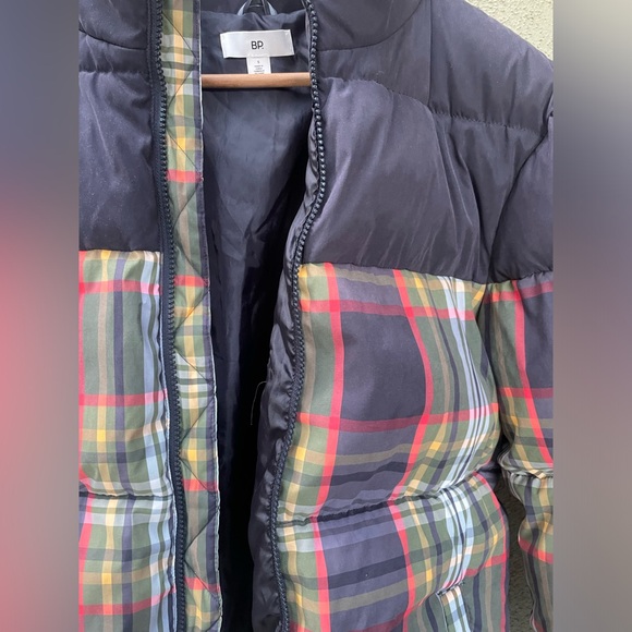 BP. | Men’s | Puffer Jacket | Black and Plaid | Small - Picture 4 of 9